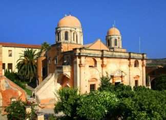 Кріт: памятки