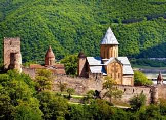 Куди поїхати влітку 2018: огляд країн