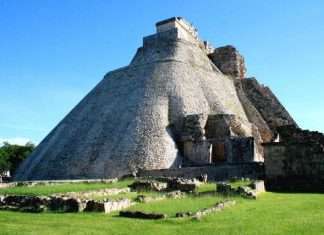 Ушмаль у Мексиці