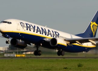 Ryanair відмовився: безкоштовний Wi-Fi з’явиться, але поки не через Starlink…