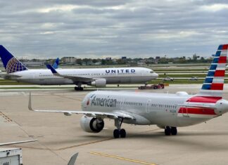 United and American Airlines активізують боротьбу за Чикаго з новими маршрутами
