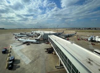 Рейс скасовано? Ось як повернути гроші