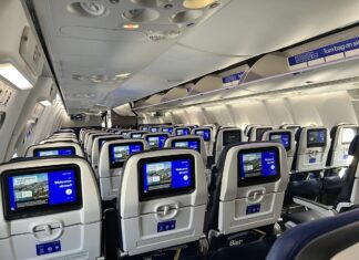 United Airlines Пропонує Елітний Статус з Новою Кредитною Картою, Змінюючи Стратегію Лояльності