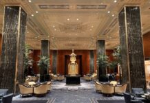 Китай продасть Waldorf Astoria New York зі збитками на тлі мінливої геополітики