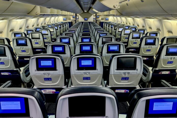 02749830-d1bb-4eec-ab04-364d83111184