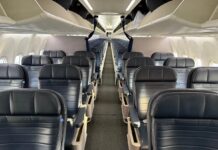 Профспілка бортпровідників United уклала попередню угоду про новий контракт після попереднього відхилення