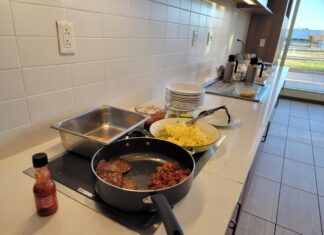 Готелі Дозволяють Негостям Безкоштовно Снідати: Широко Розповсюджена Практика