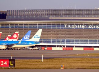 Дозвіл ETIAS для поїздок до ЄС: Що потрібно знати американцям та британцям