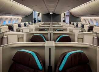 Hawaiian Airlines Dreamliner Бізнес-клас: Вишукана подорож Тихим океаном