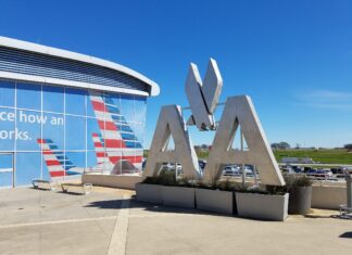 American Airlines Подвоює Цінність Програми Лояльності AAdvantage