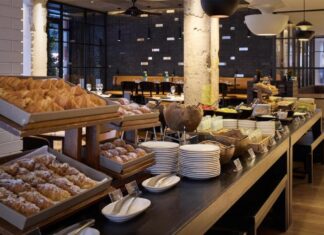 Готелі зобов’язуються скоротити харчові відходи вдвічі з ініціативи ООН