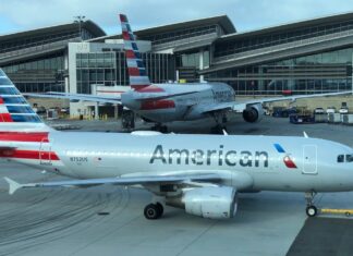 Starlink для American Airlines? Не весь автопарк. Поки що.