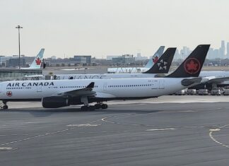 Air Canada звинувачує seats.aero у шахрайстві. seats.aero вважає це антиконкурентною практикою.