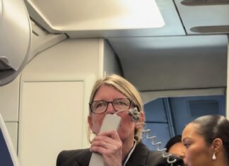 Знову вірусний «Бінго місць» від JetBlue