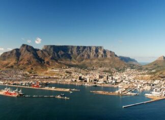 Cape Town Travel Guide: Essential Itinerary and Sightseeing Tips